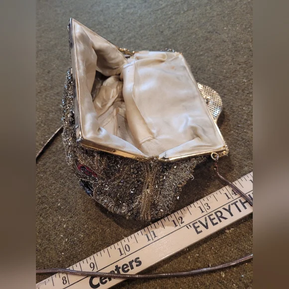 Vintage beaded purse, chain handle - Picture 10 of 11